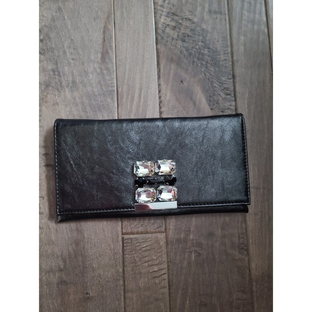 NWOT Sondra Roberts Black Faux Leather Crystal Chain Clutch Bag